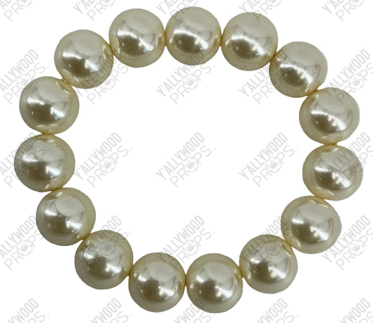 Nicole Kidman's Large Pearl Bracelet Boy Erased (2018) Movie Prop Y'allywood Props
