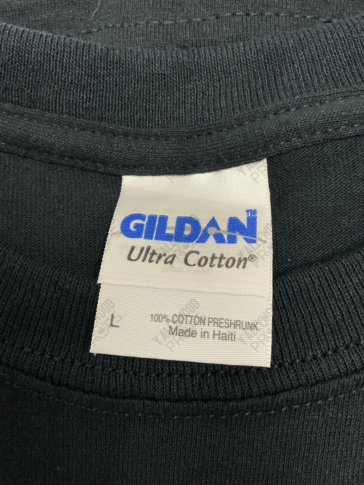 Mad Men (2011) Cast & Crew T-Shirt Wearable Wardrobe Y'allywood Props