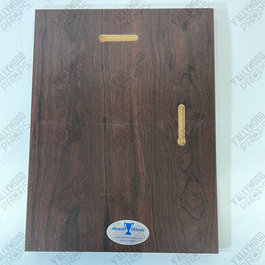 Stephen King’s The Outsider Plaque Movie Prop Y'allywood Props