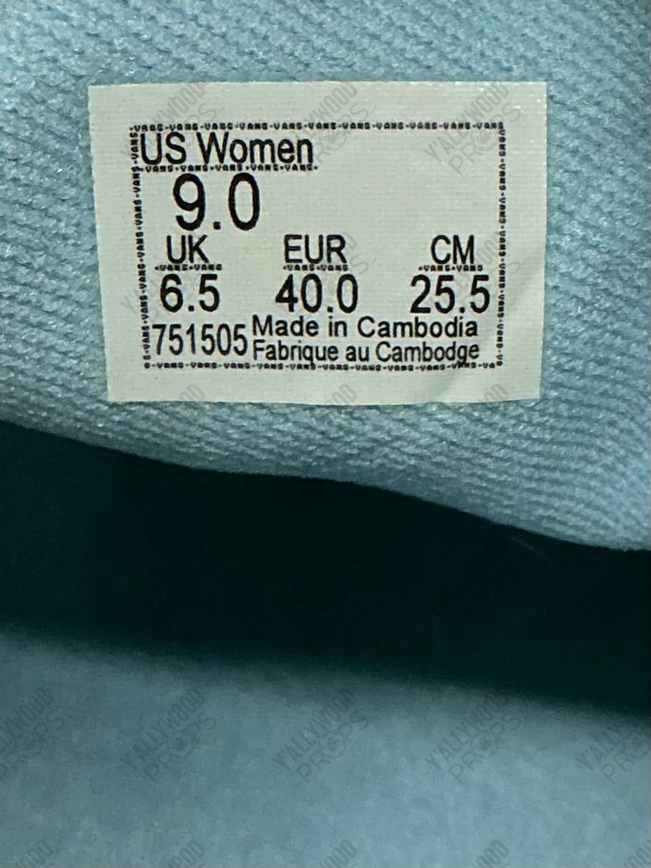 Tween Blerd Giana S4E3 Doom Patrol (2019) Wardrobe Y'allywood Props