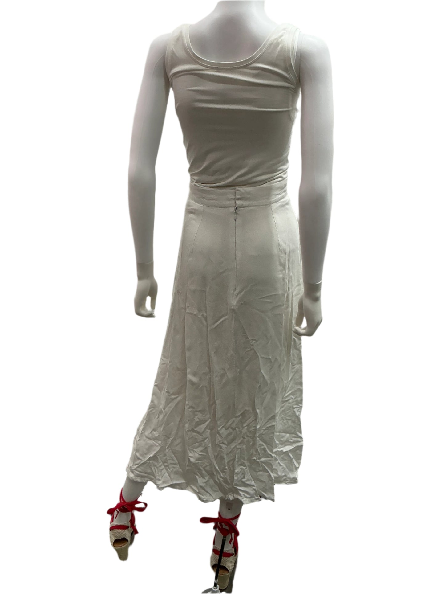 Sheila's Outfit The Beanie Bubble (2024) Movie Prop Y'allywood Props