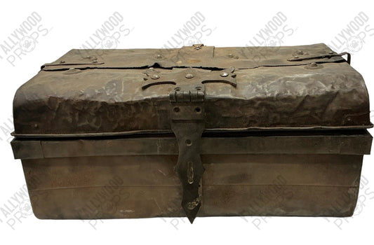Time Capsule S8E11 The Vampire Diaries (2009-2017) Movie Prop Y'allywood Props Chest 2'x1'5"x11"