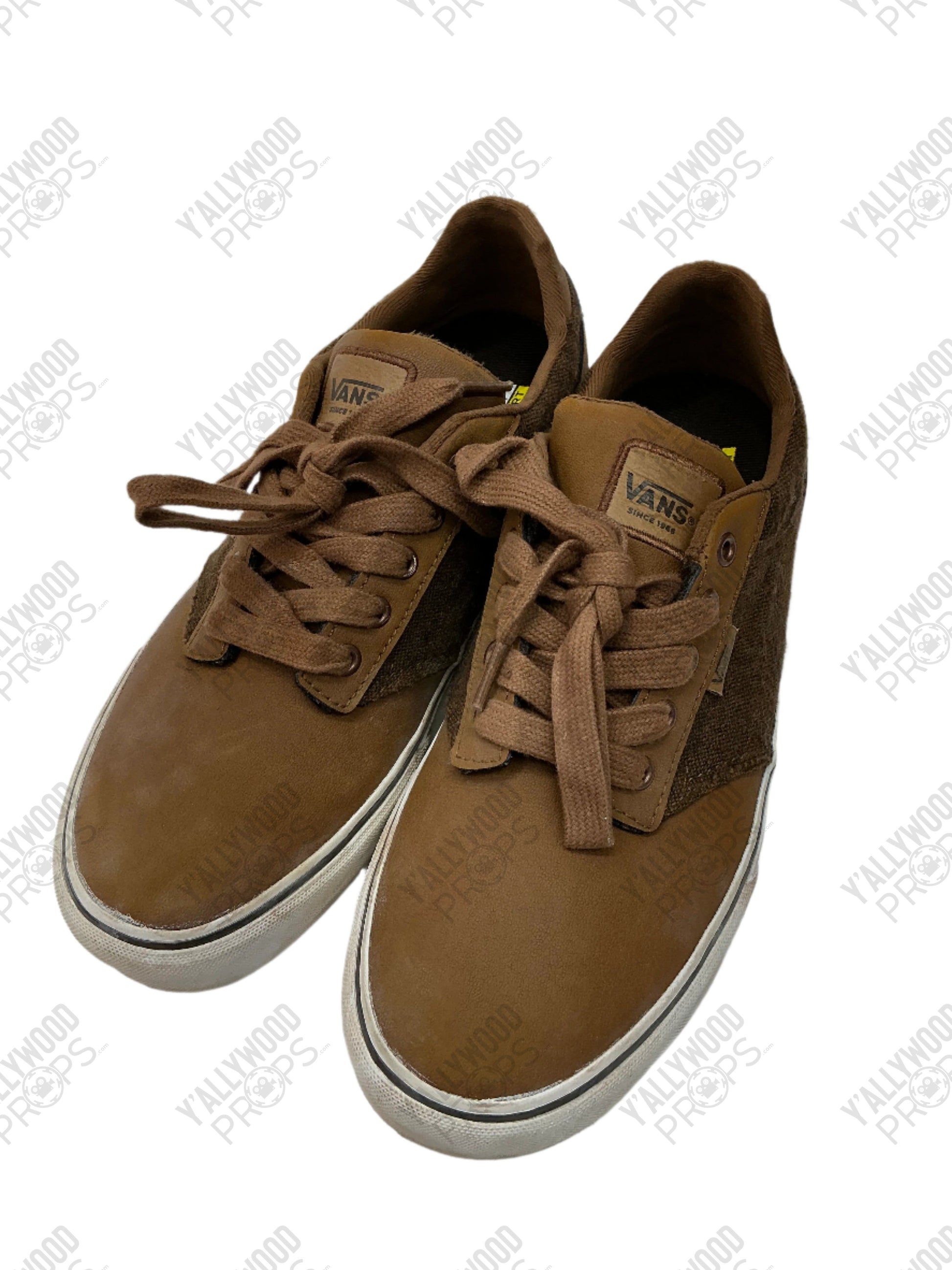 Tween Blerd Spence S4E3 Doom Patrol Wardrobe Y'allywood Props