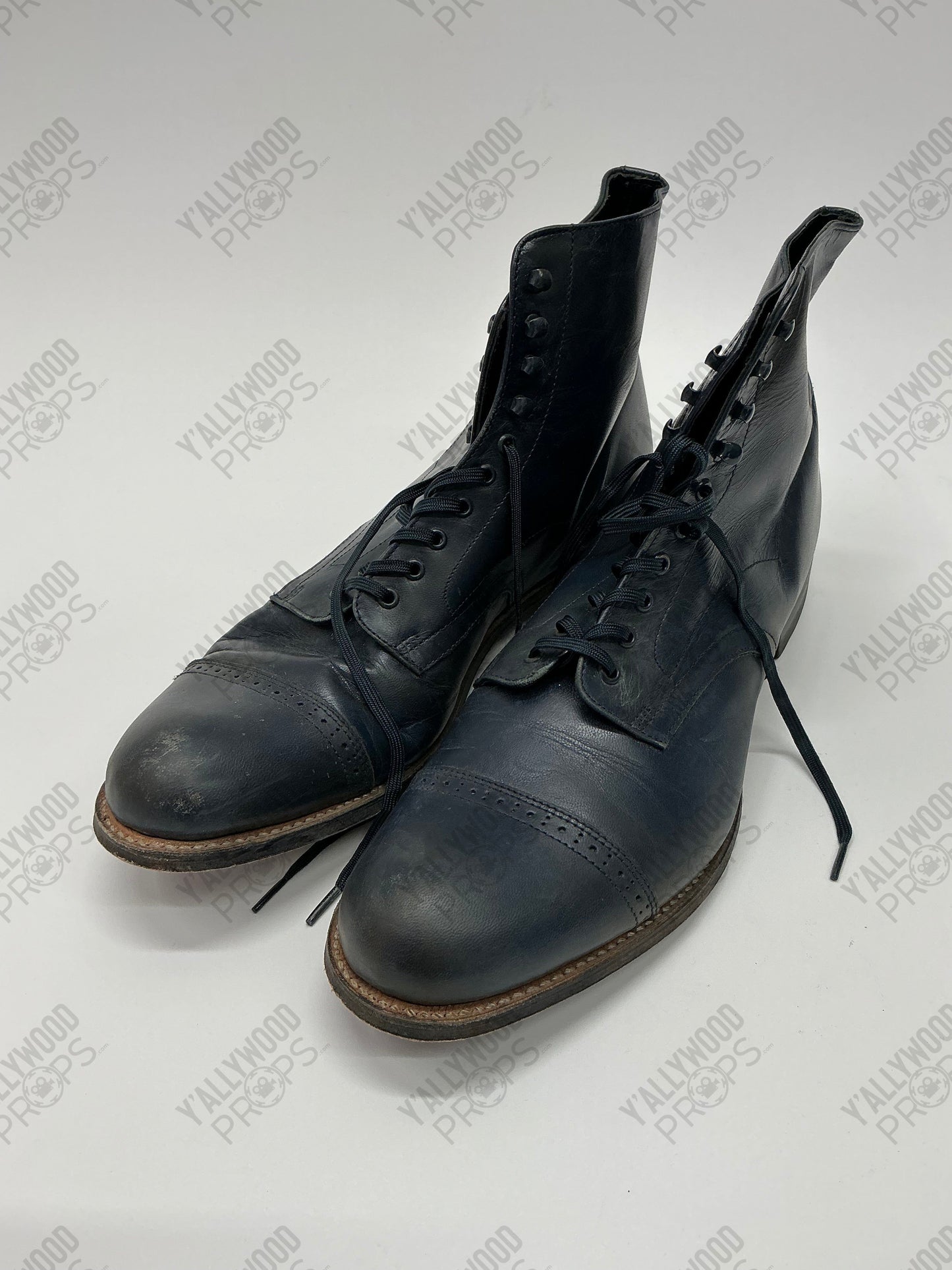 Frenzy/Lloyd Outfit S3 Doom Patrol (2019-2023) Wardrobe Y'allywood Props