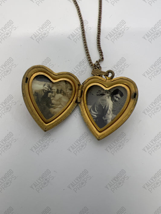 Willie Hale's Heart Pendant Necklace Killers of the Flower Moon Wardrobe Y'allywood Props