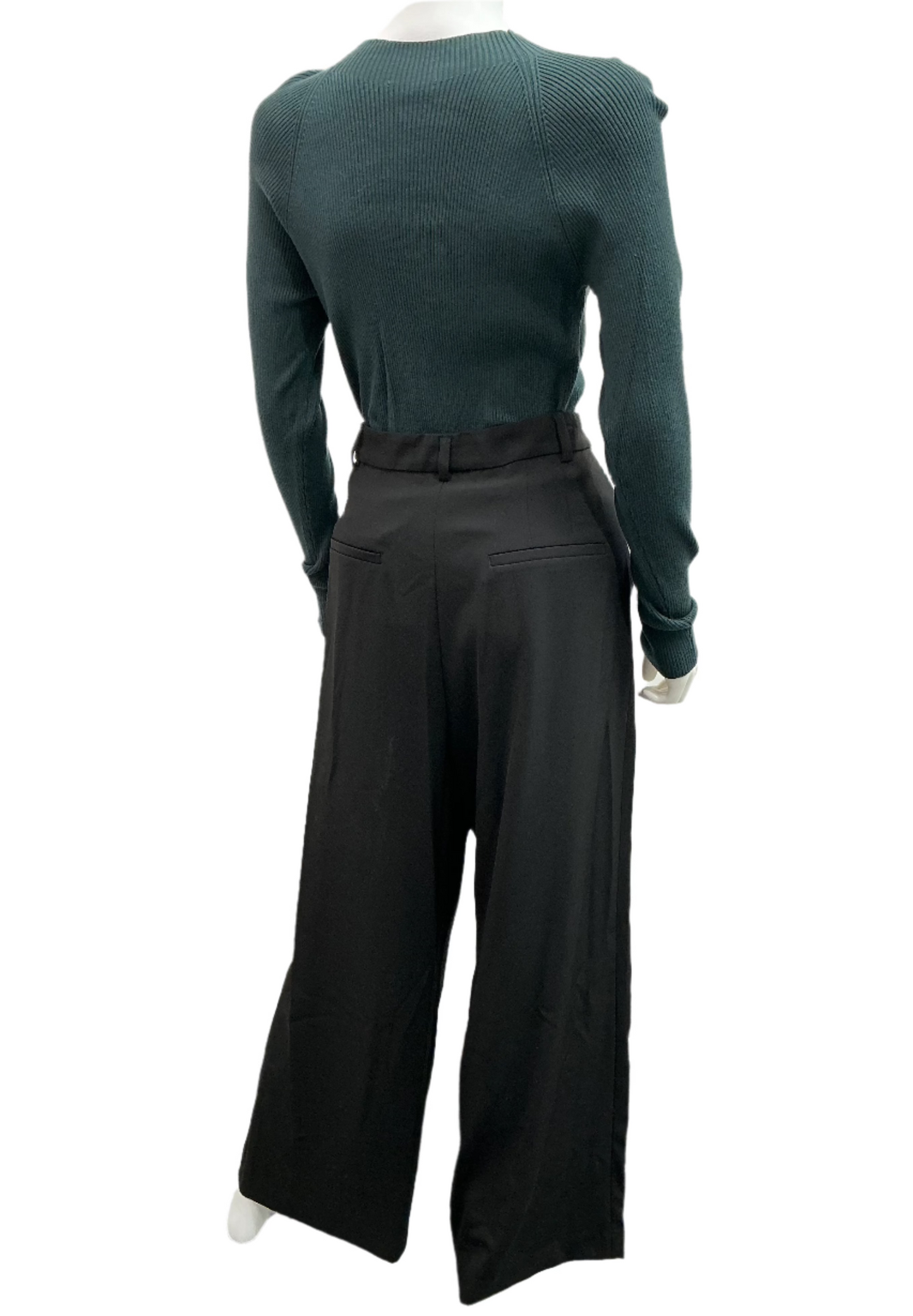 Jodie's Private Jet Pants The Idea of You (2024) Movie Prop Y'allywood Props