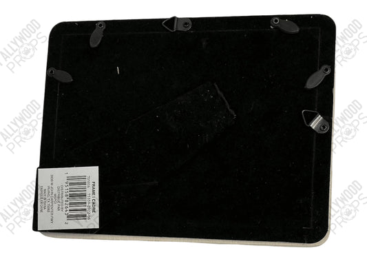 Young Izzy Picture The Idea of You (2024) Wardrobe Y'allywood Props