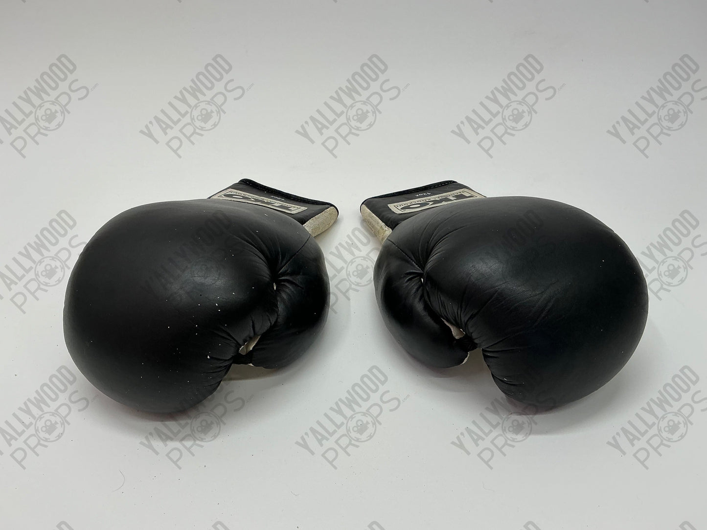TKO Delphi Gym Boxing Gloves Creed III (2023) Movie Prop Y'allywood Props