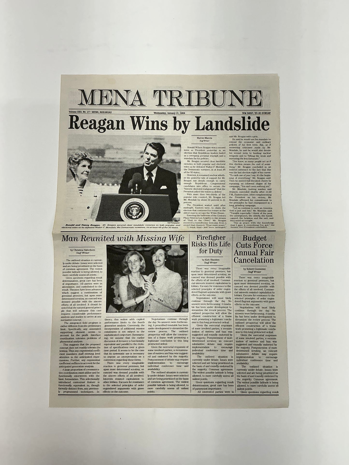 Reagan Newspapers American Made (2017) Movie Prop Y'allywood Props Small Newspaper
