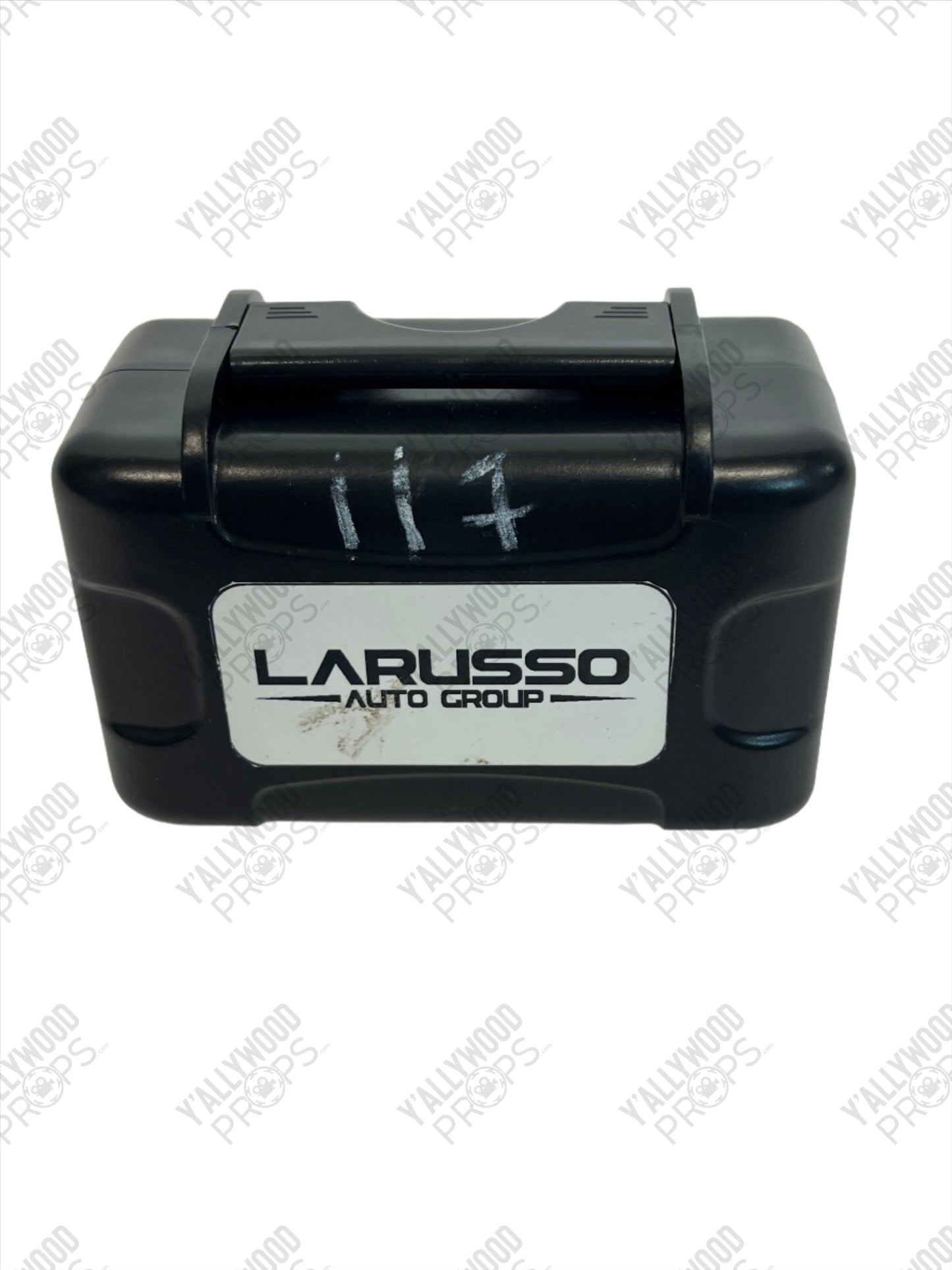 Mini-van Larusso Auto Group GPS Tracker S3E1 Cobra Kai Movie Prop Y'allywood Props