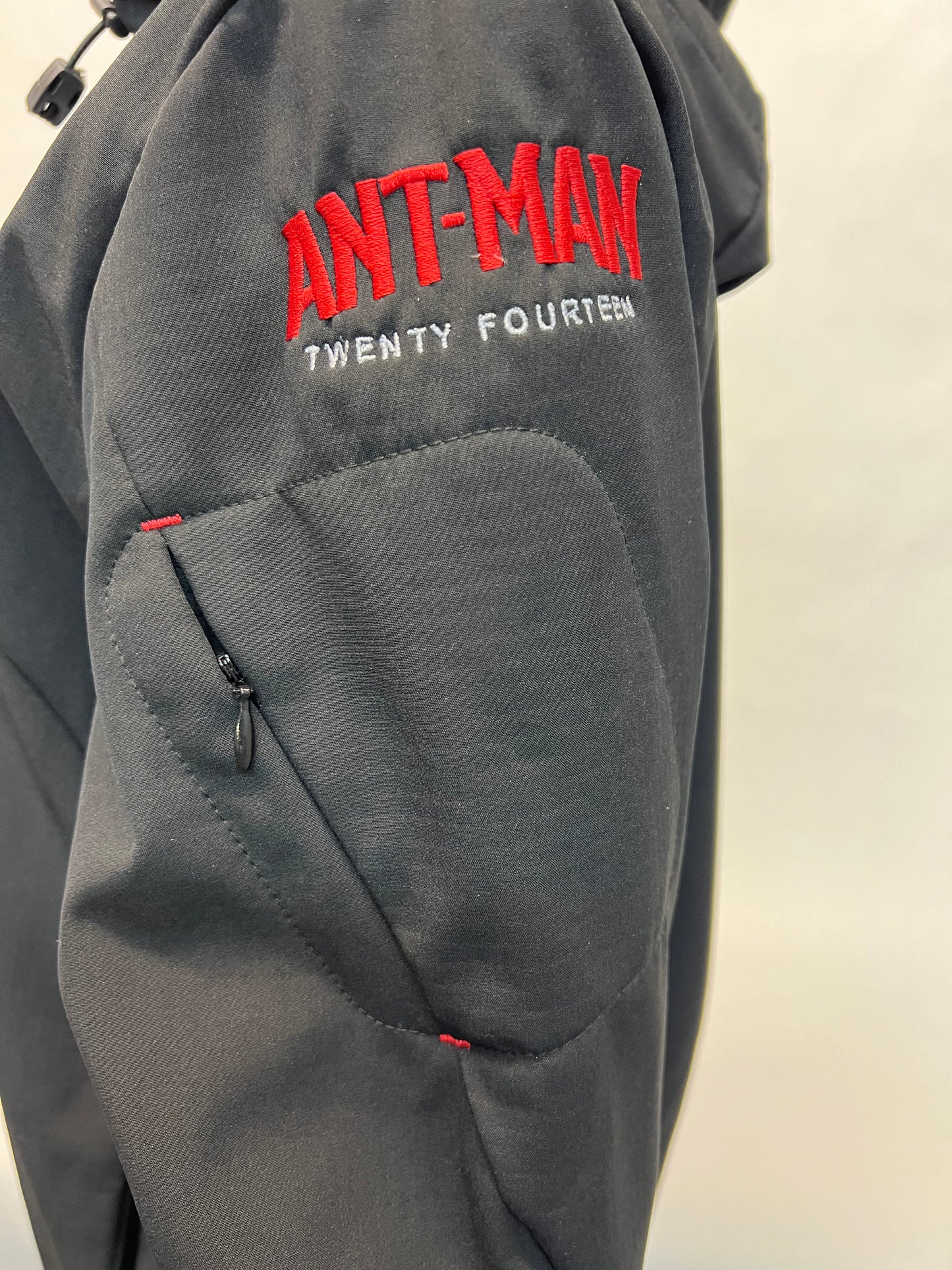 Ant-Man (2015) Jacket Cast & Crew Gift Size Ladies Medium Movie Prop Y'allywood Props