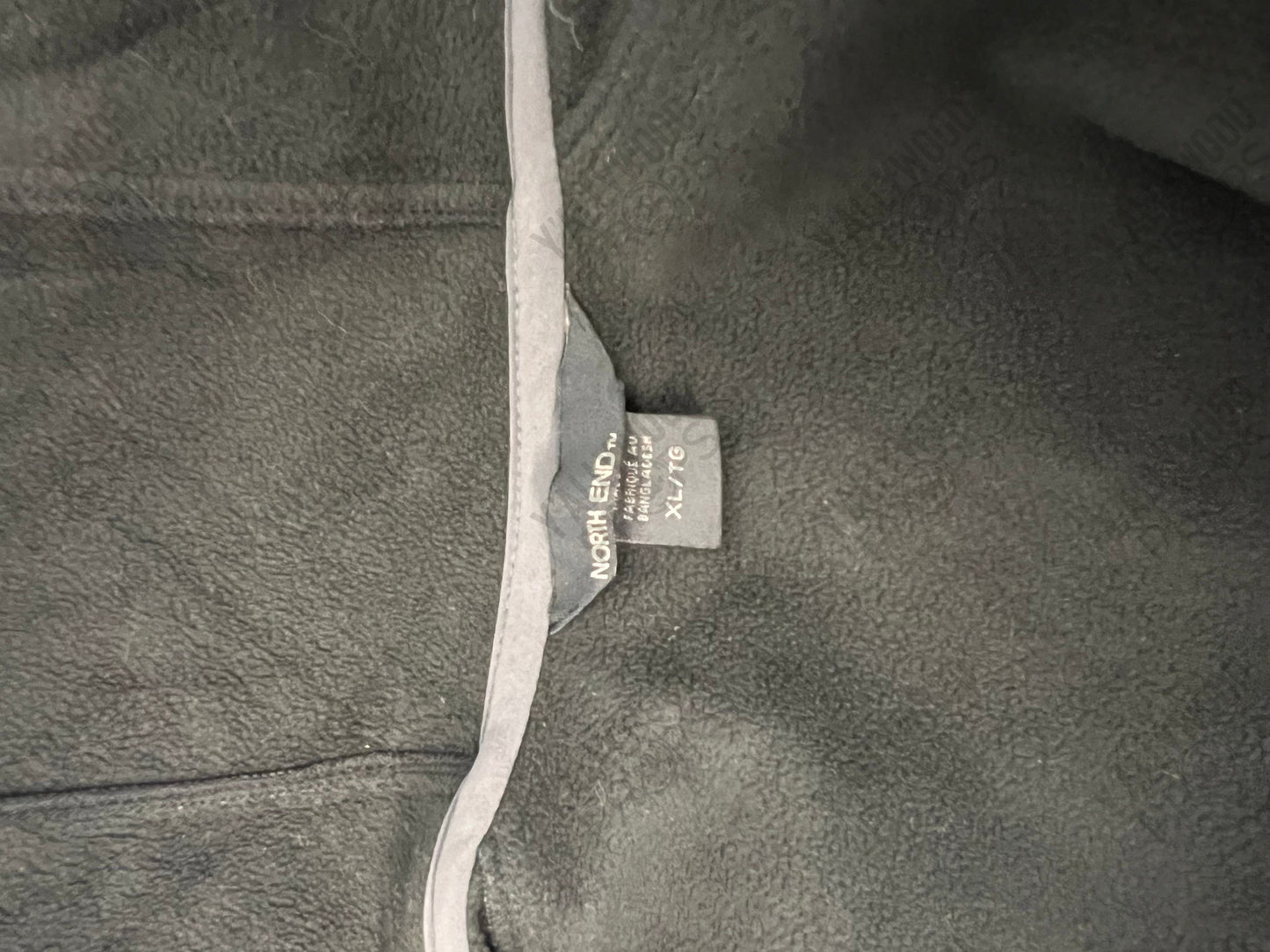 Alvin & The Chipmunks: Road Chip Jacket Cast & Crew Gift XL Wardrobe Y'allywood Props