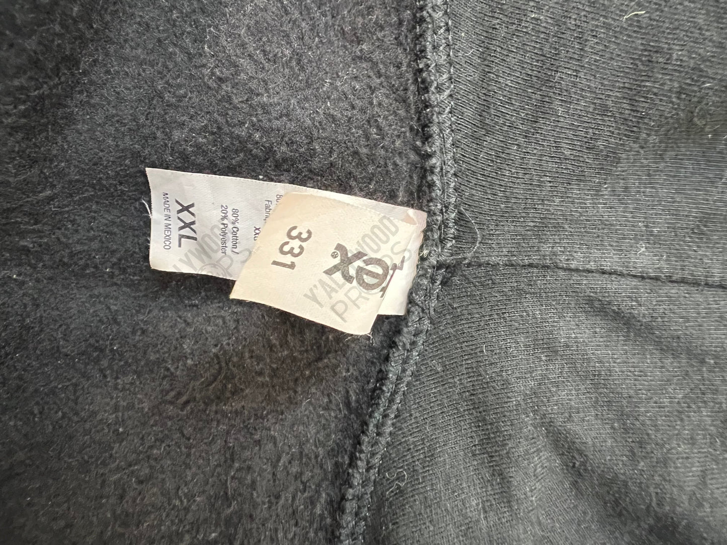 Red Notice (2021) Hoodie Sweatshirt Cast & Crew Gift 2XL Wardrobe Y'allywood Props