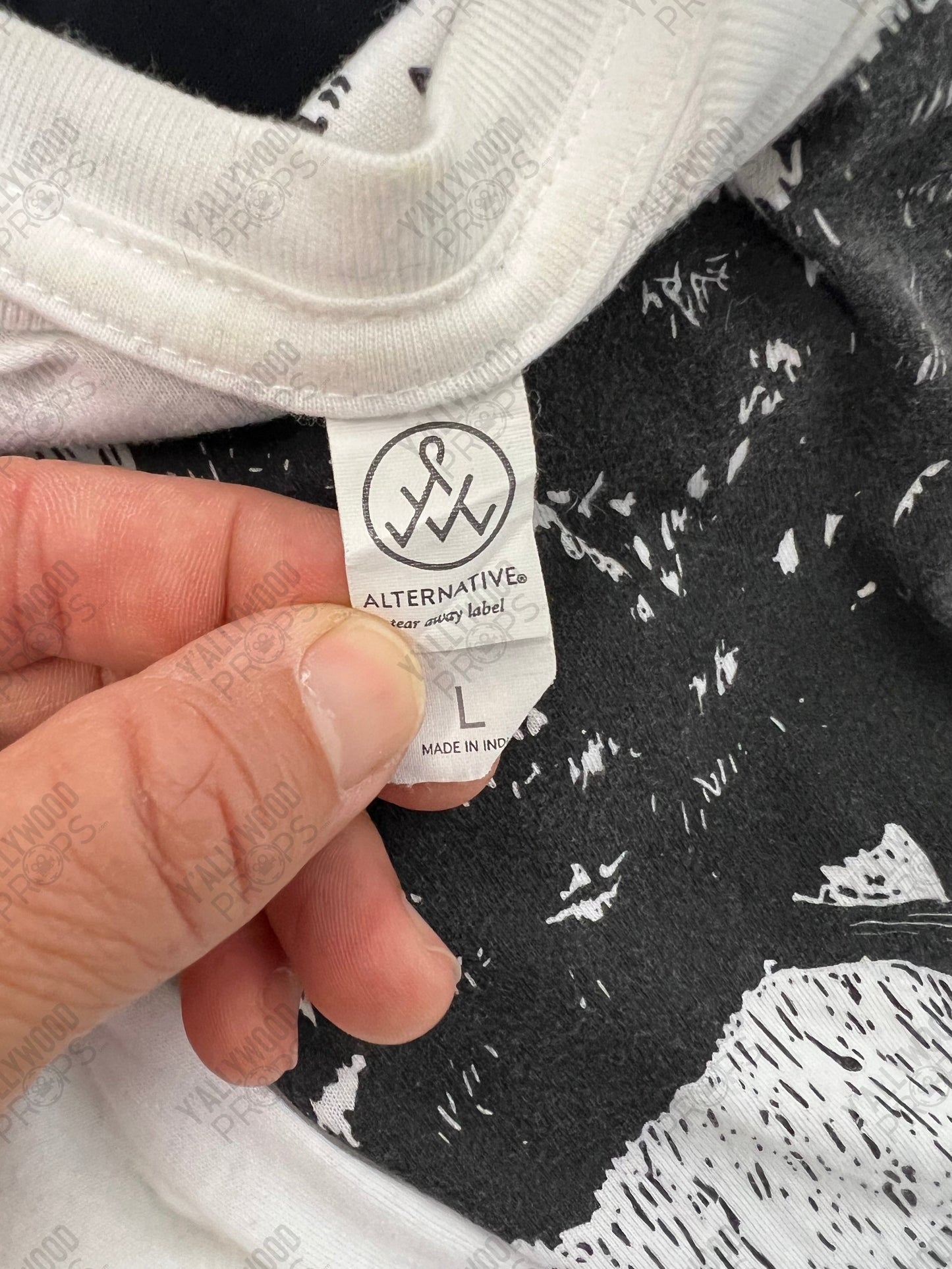 Fear Street 1666 (2021) T-Shirt Cast & Crew Gift Wardrobe Y'allywood Props