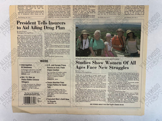 Robin Williams Newspaper Man of the Year (2006) Movie Prop Y'allywood Props