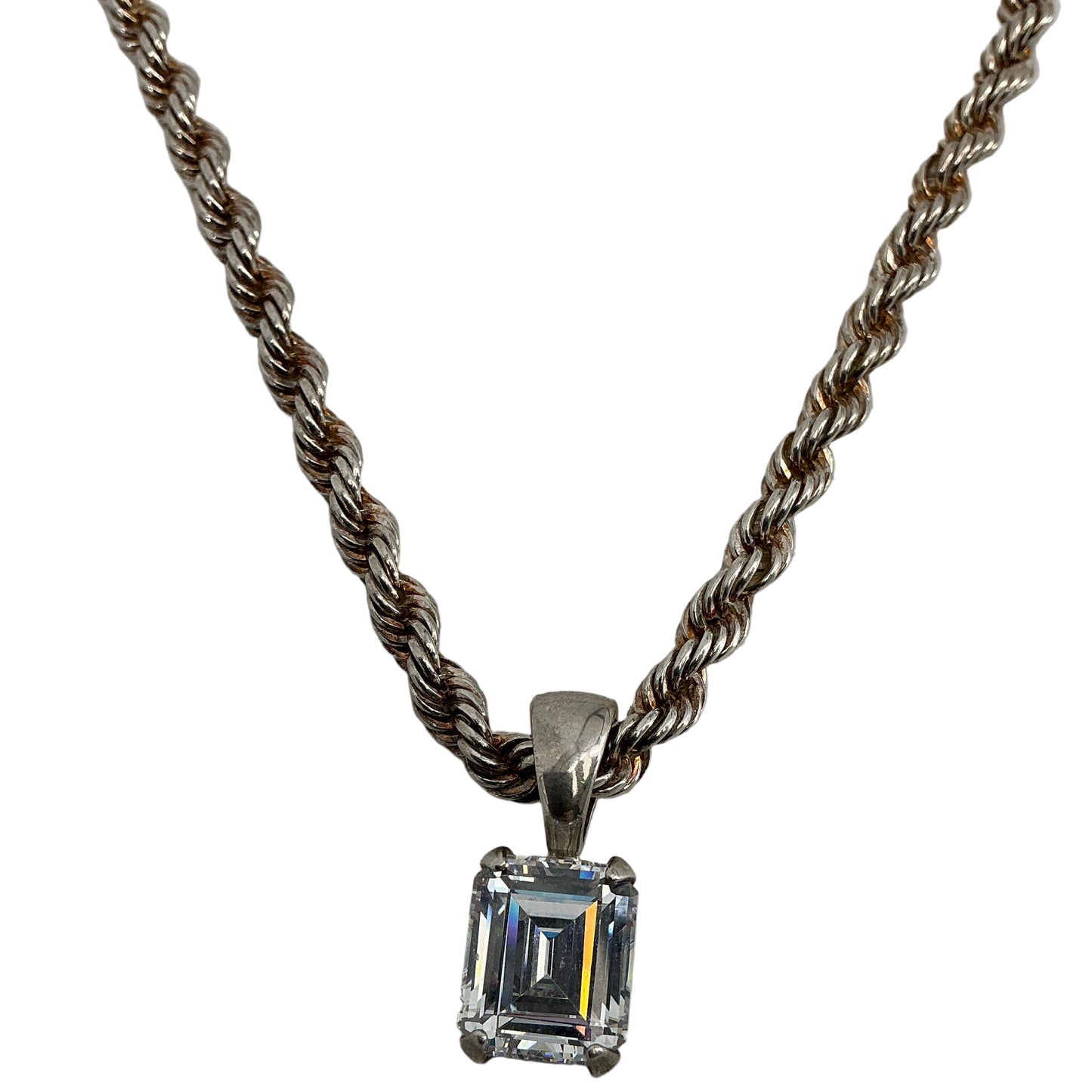 Jonathan Majors' Silver Chain Creed III (2023) Movie Prop Y'allywood Props