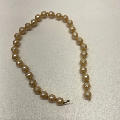 Earnest’s Stolen Jewlery Killers of the Flower Moon Movie Prop Atlanta Brick Co 10” String of Pearls  