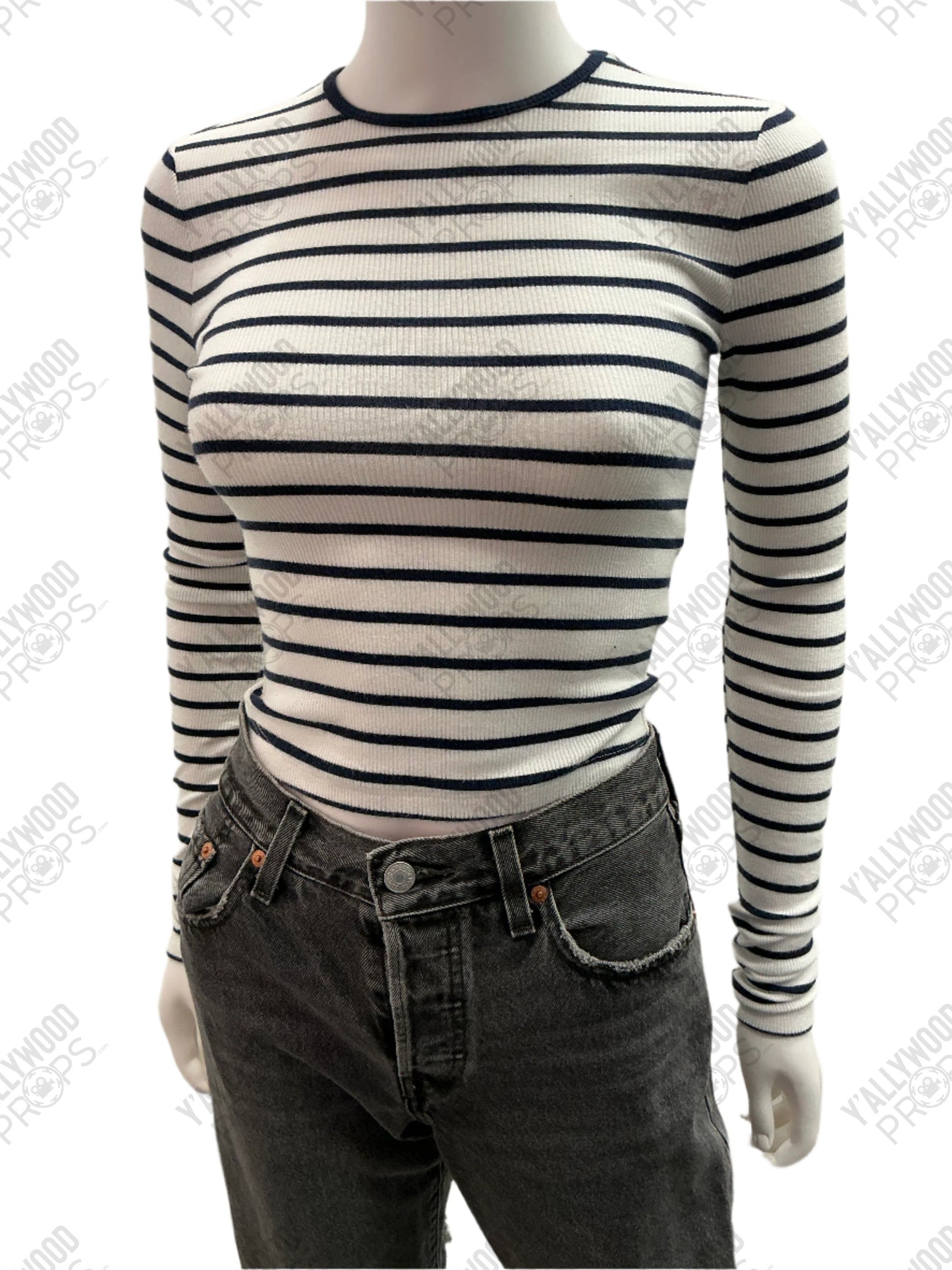 Izzy's Outfit The Idea of You (2024) Wearable Wardrobe Y'allywood Props Izzy's Long Sleeve Top