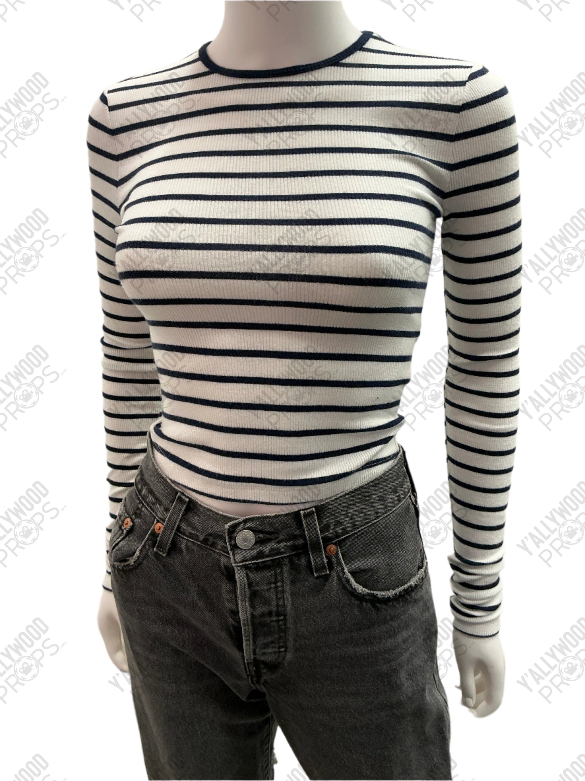 Izzy's Outfit The Idea of You (2024) Wearable Wardrobe Y'allywood Props Izzy's Long Sleeve Top