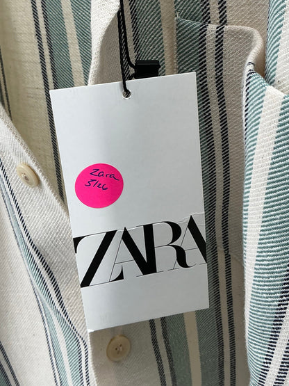 Zara Button Up Unknown Film Wardrobe Wardrobe Y'allywood Props