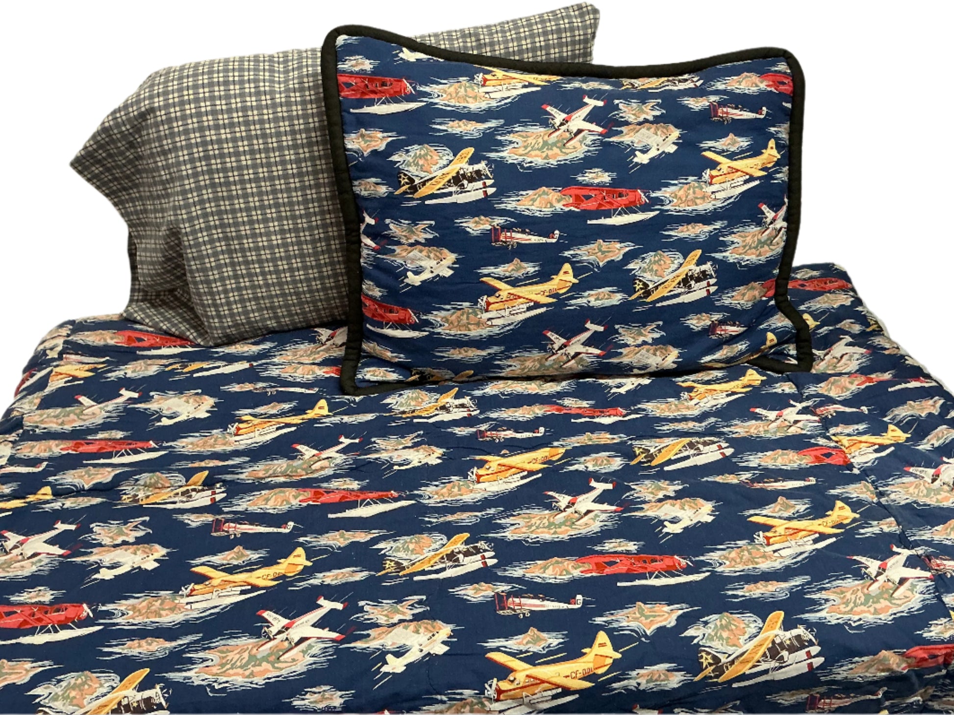 Will Byers Bed Sheets & Pillow Stranger Things (2016-2025) Movie Prop Y'allywood Props