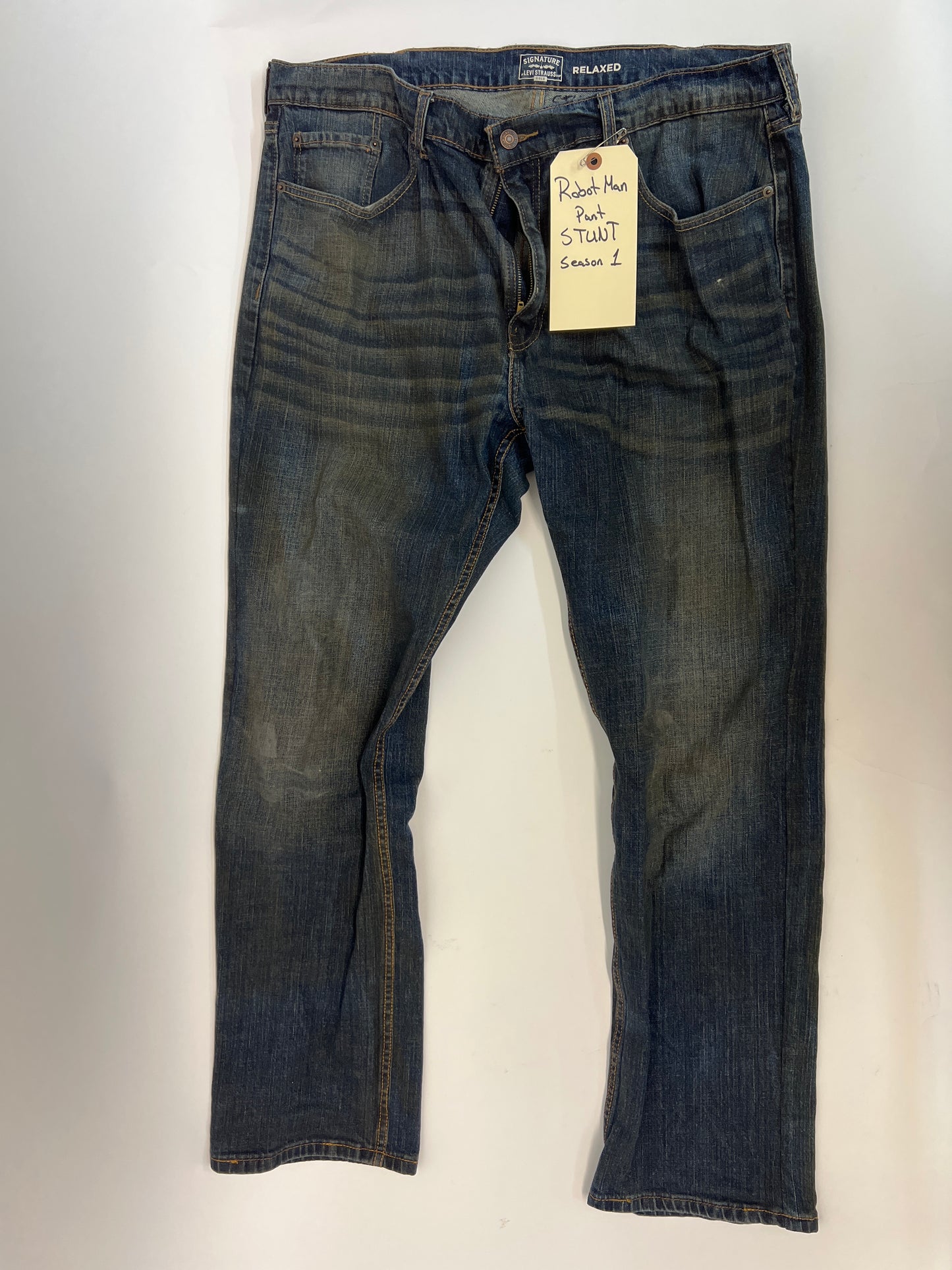 Cliff, Robot Man’s Jeans Doom Patrol Movie Prop Atlanta Brick Co Stunt S1 40x32 Lot 7  