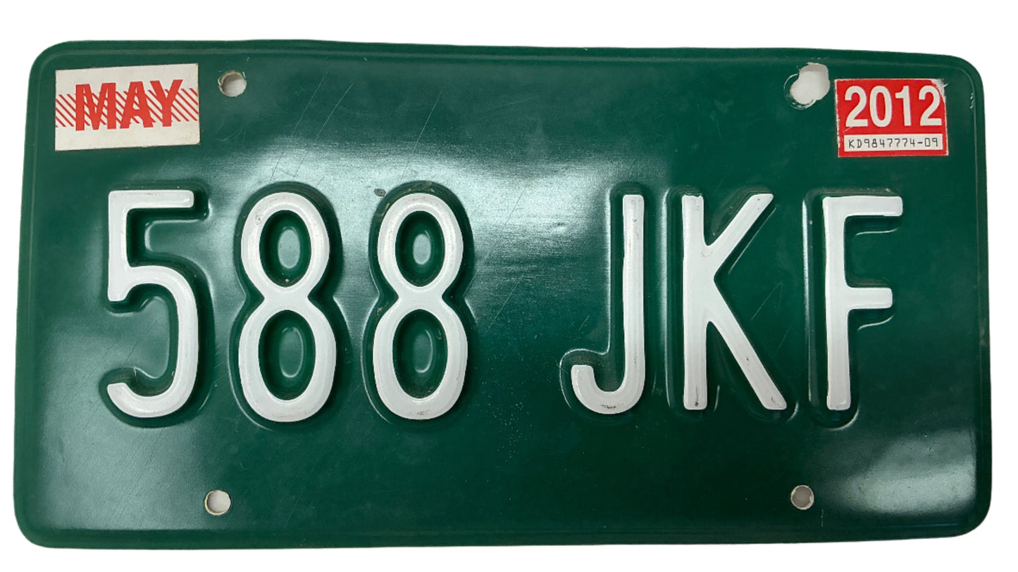 License Plates Franklin & Bash (TV Series 2011-2014) Y'allywood Props 588JKF w/May tag Old Jeep