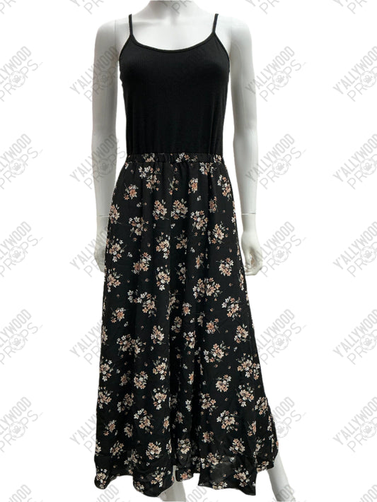 Claire Outfit The Idea of You (2024) Wardrobe Y'allywood Props