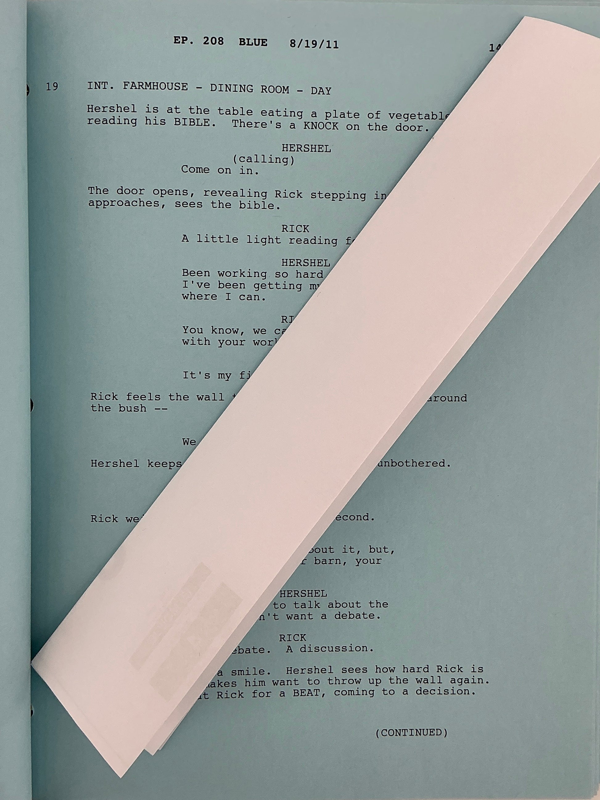 Season 2 Episode 7 Script The Walking Dead (2010-2022) Memorabilia Y'allywood Props