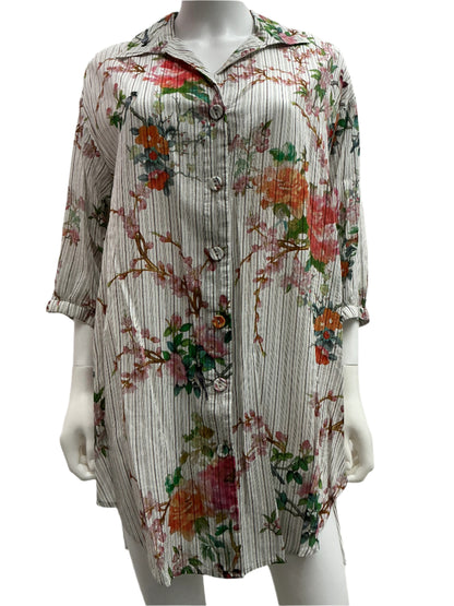 Tracy's Dinner Outfit The Idea of You (2024) Movie Prop Y'allywood Props