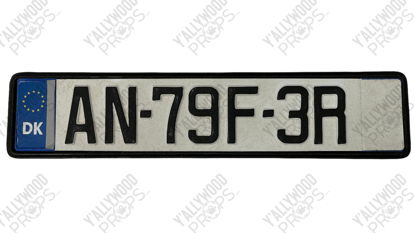 Rome License Plates Red Notice (2021) Movie Prop Y'allywood Props AN-79F-3R