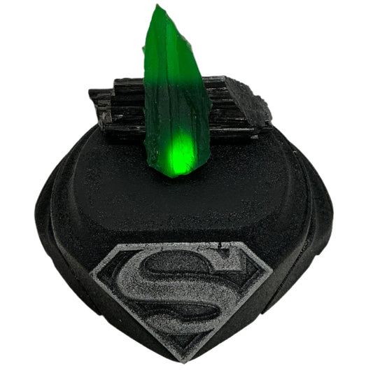Kryptonite Shard Superman Returns (2006) Memorabilia Y'allywood Props