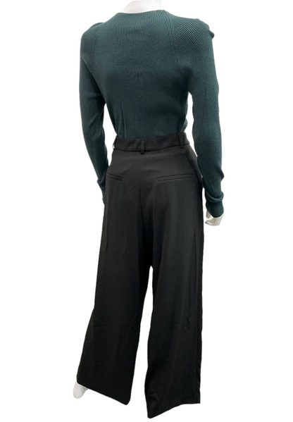 Jodie's Private Jet Pants The Idea of You (2024) Movie Prop Y'allywood Props