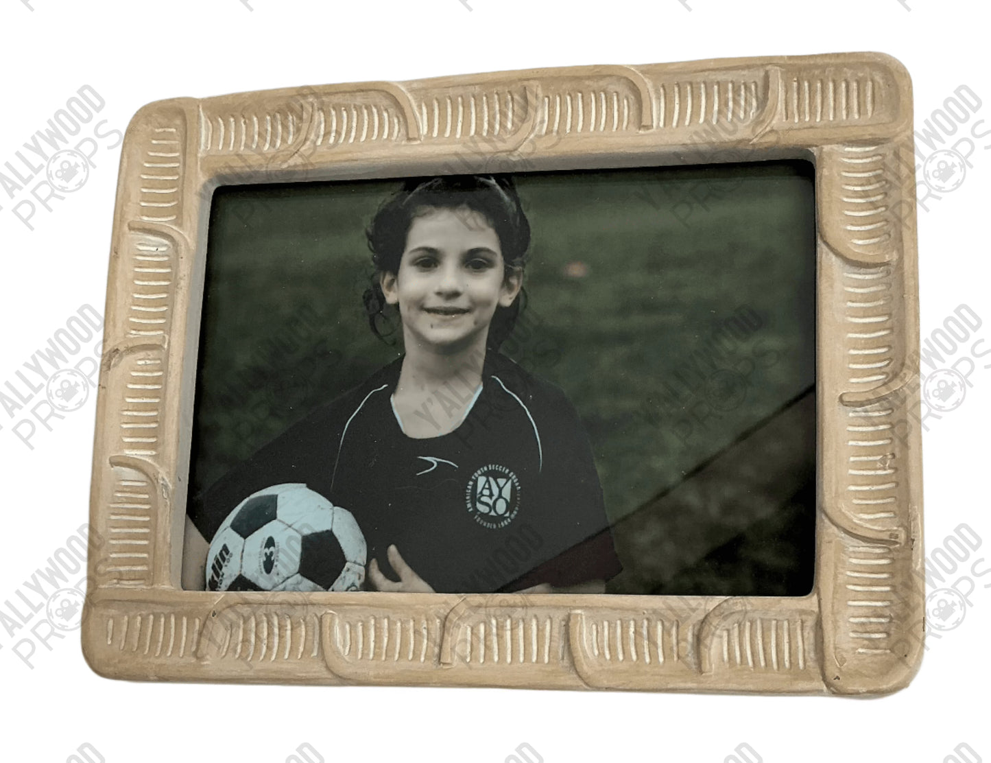 Young Izzy Picture The Idea of You (2024) Wardrobe Y'allywood Props