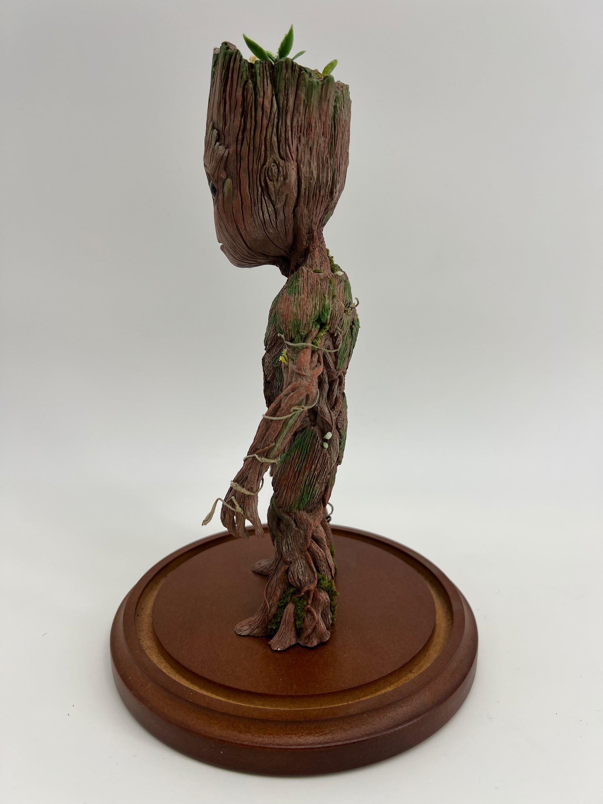 Groot Model The Guardians of the Galaxy Vol. 2 Crew Gift Memorabilia Y'allywood Props