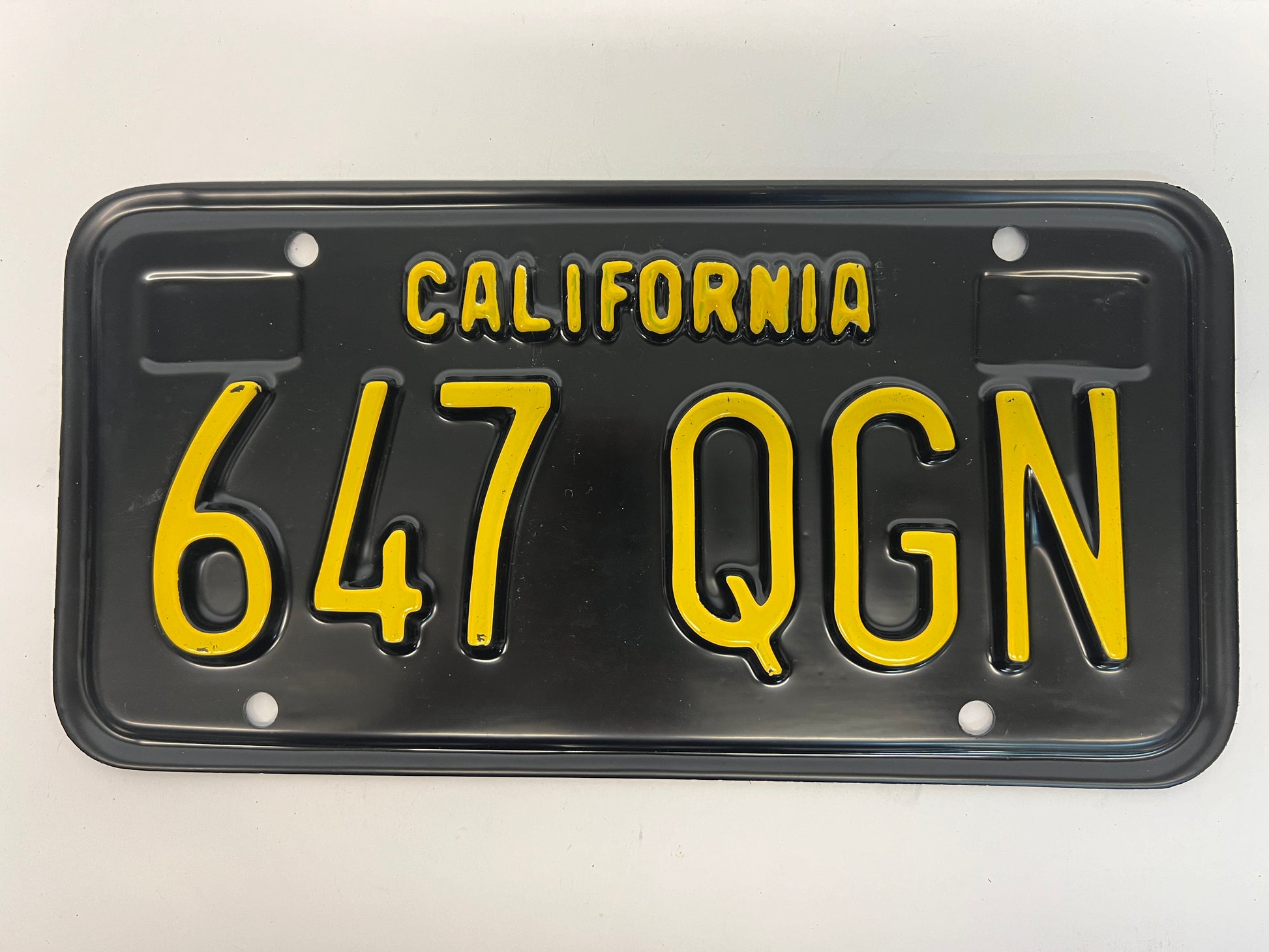 1965 License Plates Kreese Flashback S3E2 Cobra Kai Movie Prop Y'allywood Props 647 QGN Front  