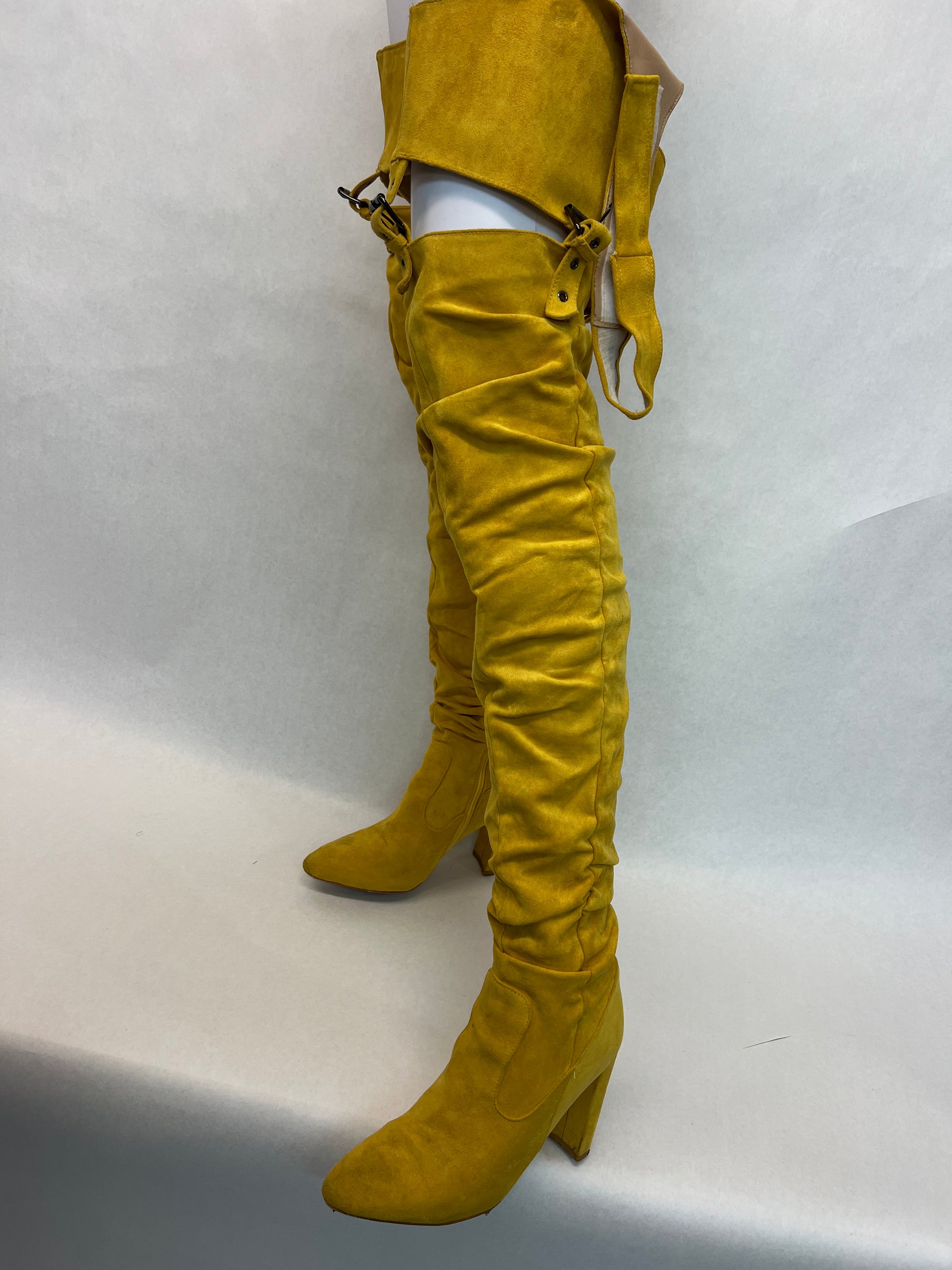 Teyonah Parris, Yo-Yo's Knee High Heel Boots They Cloned Tyrone (2023) Memorabilia Y'allywood Props   