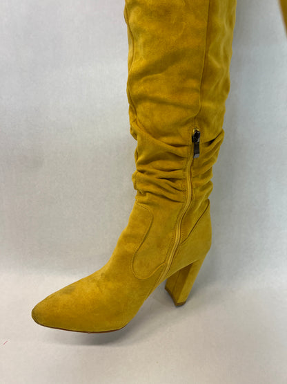 Teyonah Parris, Yo-Yo's Knee High Heel Boots They Cloned Tyrone (2023) Memorabilia Y'allywood Props   