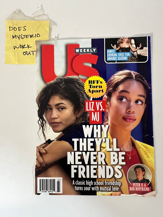 JJJ's Clippings Liz vs MJ Magazine Cover Spider-man: No Way Home Movie Prop Y'allywood Props