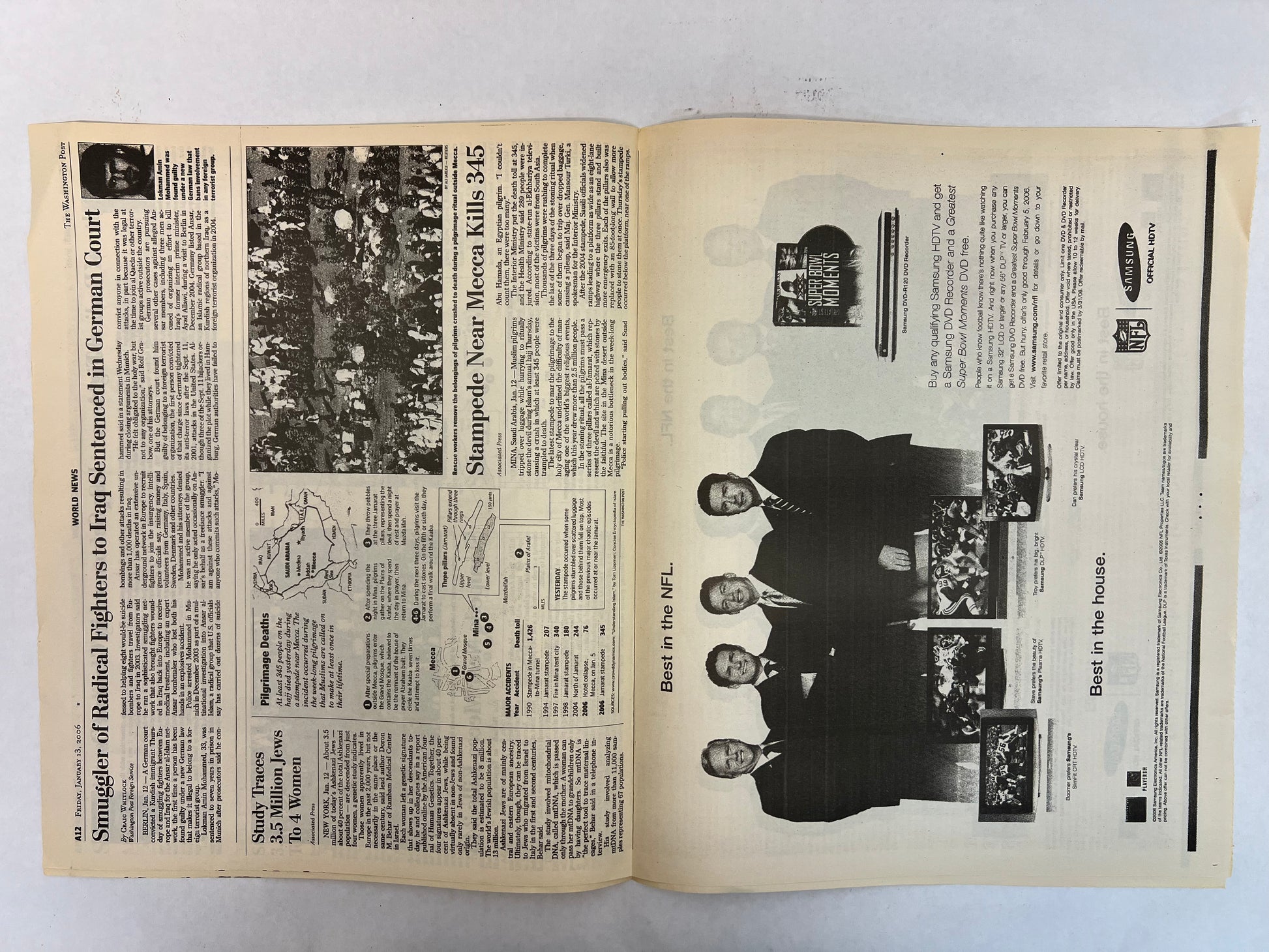 Robin Williams Newspaper Man of the Year (2006) Movie Prop Y'allywood Props