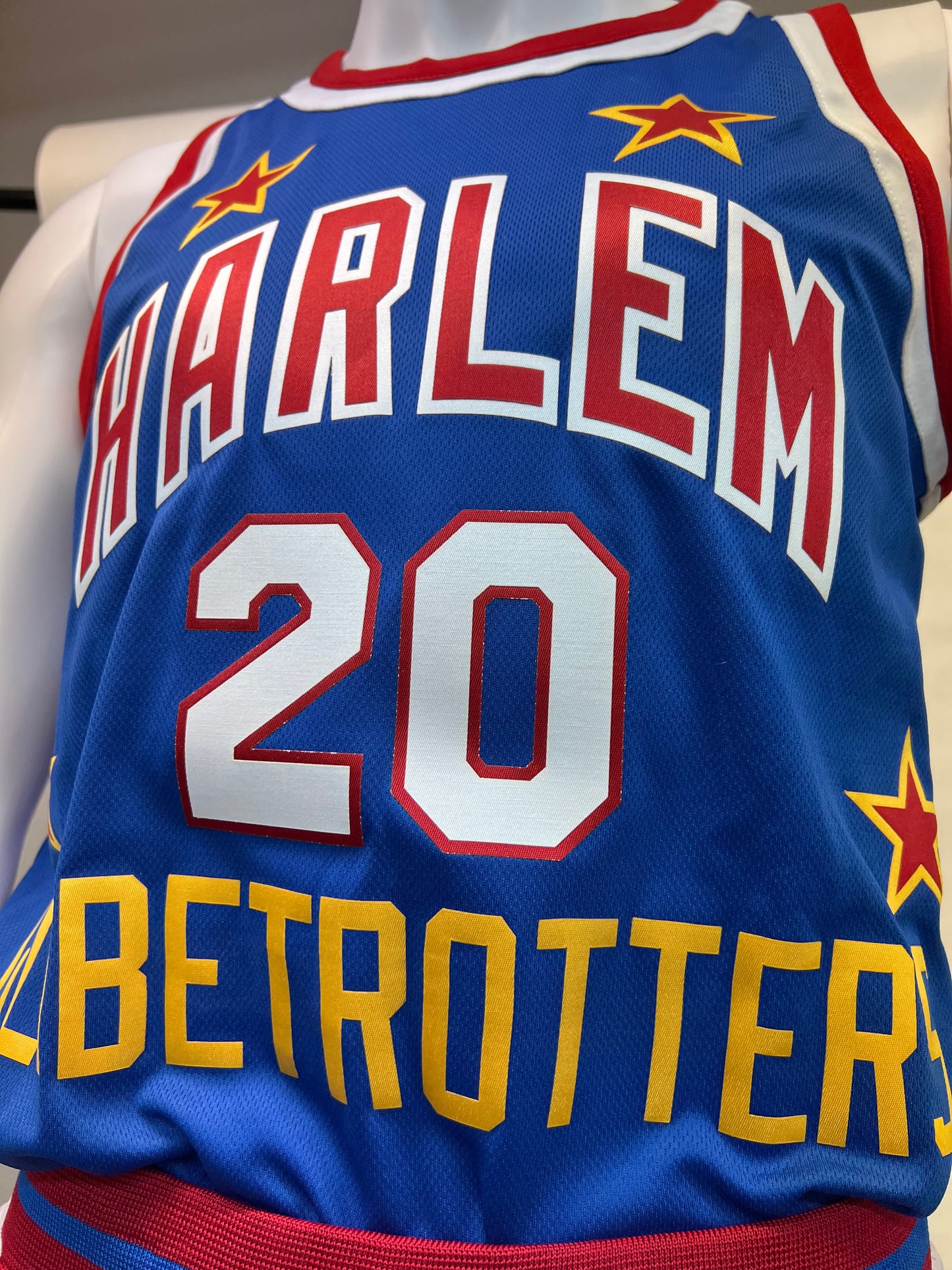 Ladies Man Andy (Matt Bush) Harlem Globetrotters Uniform S4E9 The Goldbergs Movie Prop Y'allywood Props