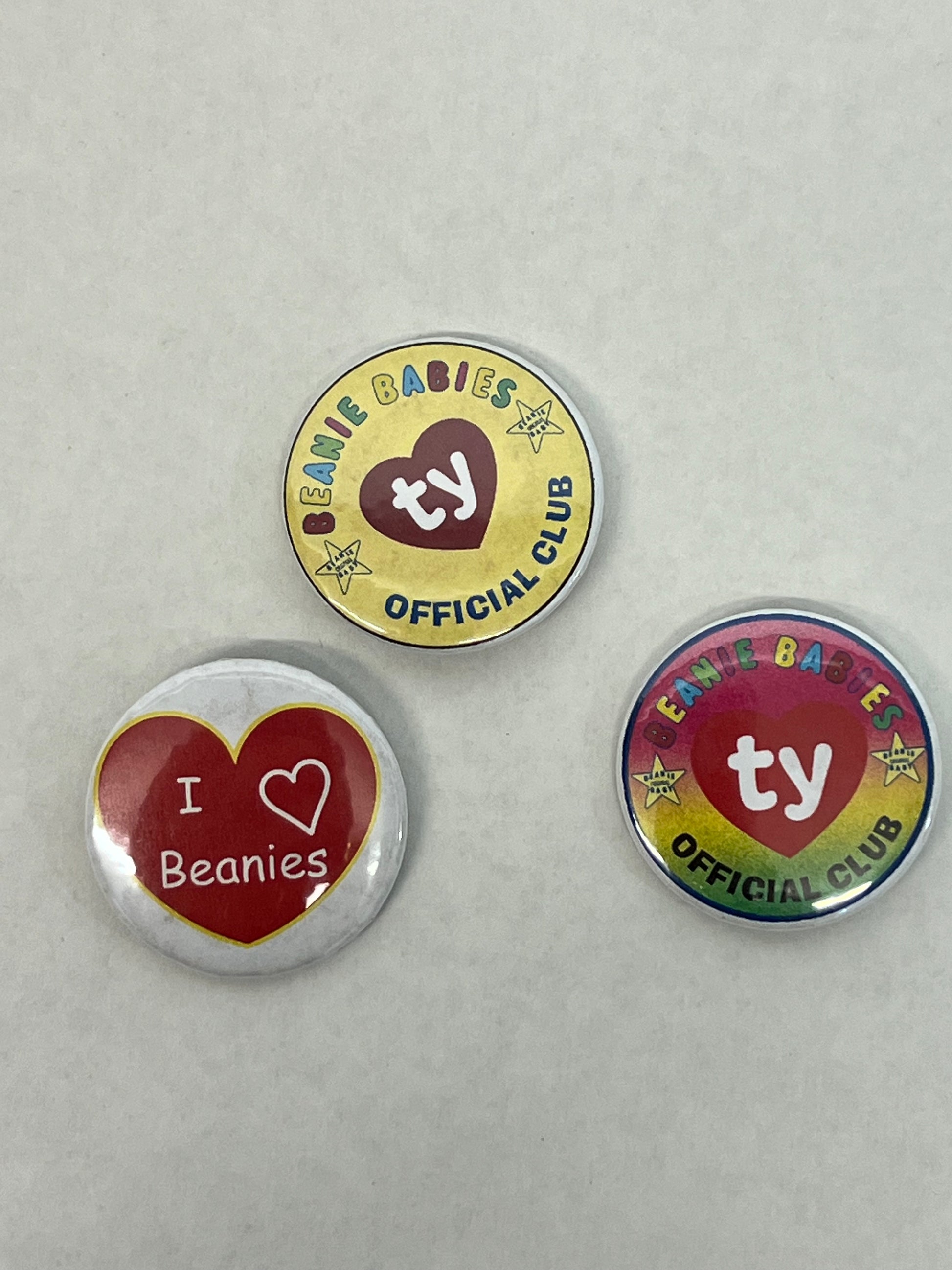 Linda's Buttons The Beanie Bubble (2023) Movie Prop Y'allywood Props