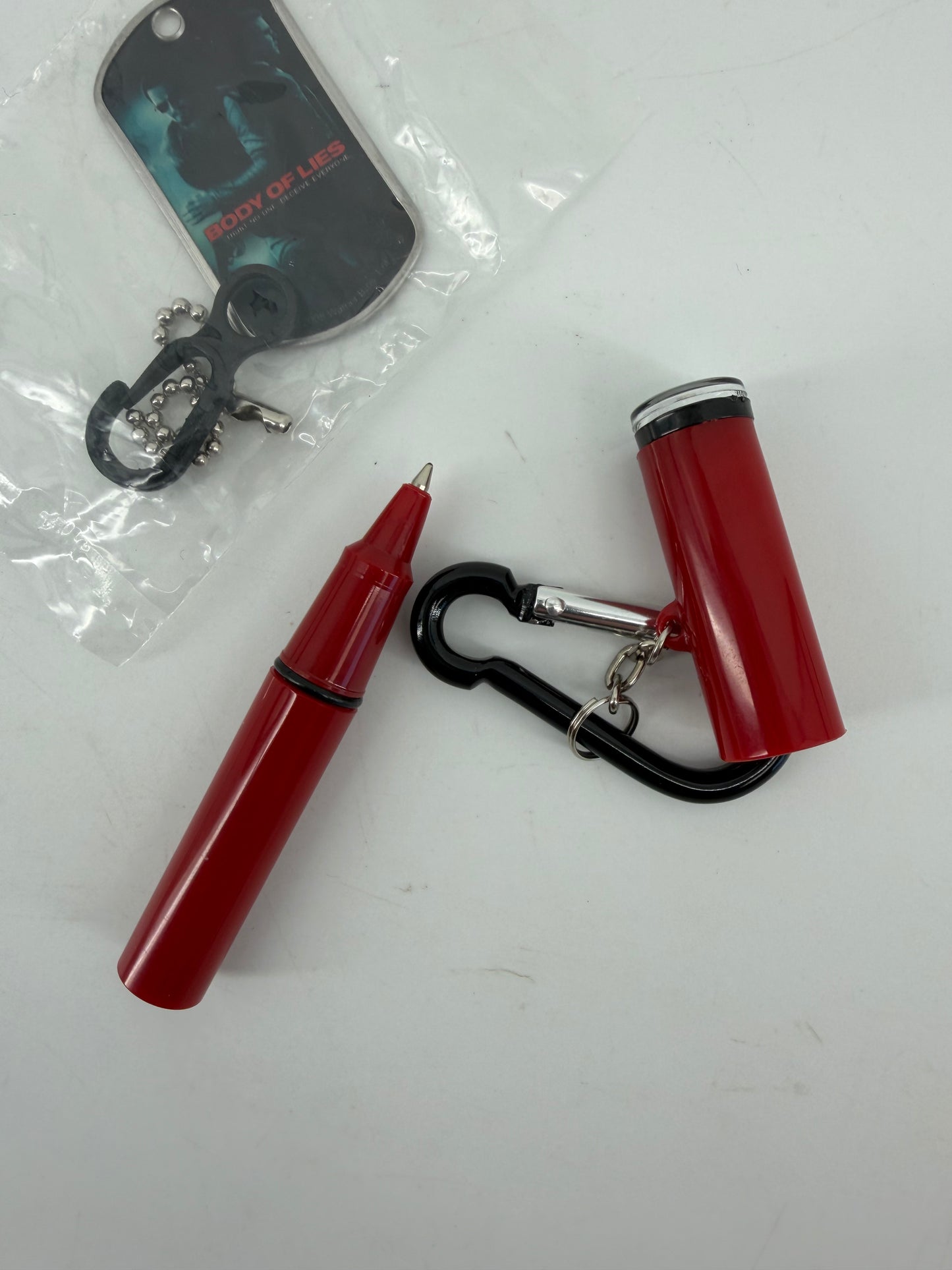 Key Chain Pen, Compass & Dog Tag Cast & Crew Gift Body of Lies (2008) Crew Gift Y'allywood Props